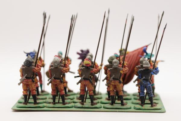 Lost pile 20 figures